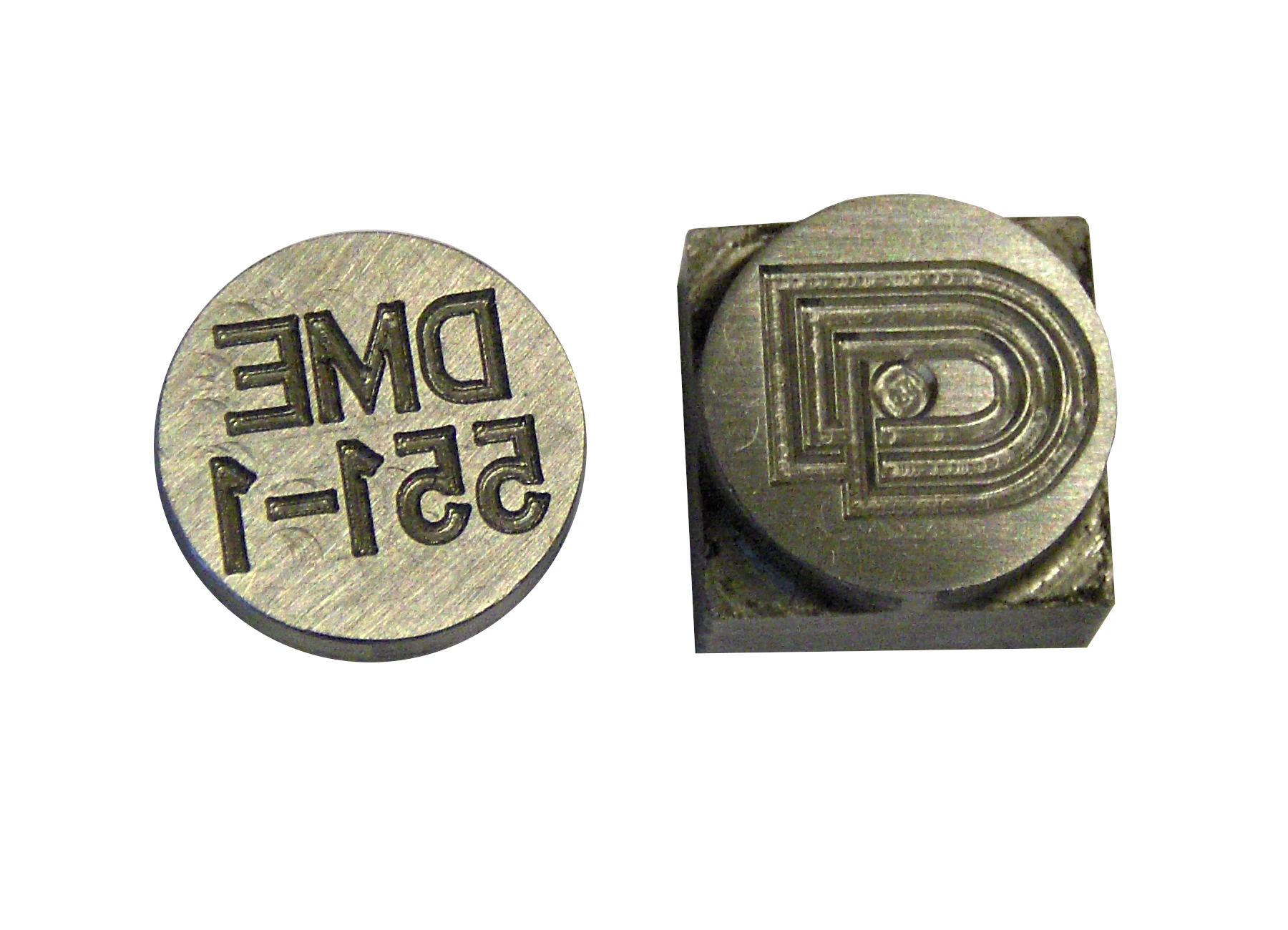 bloky gravirovane